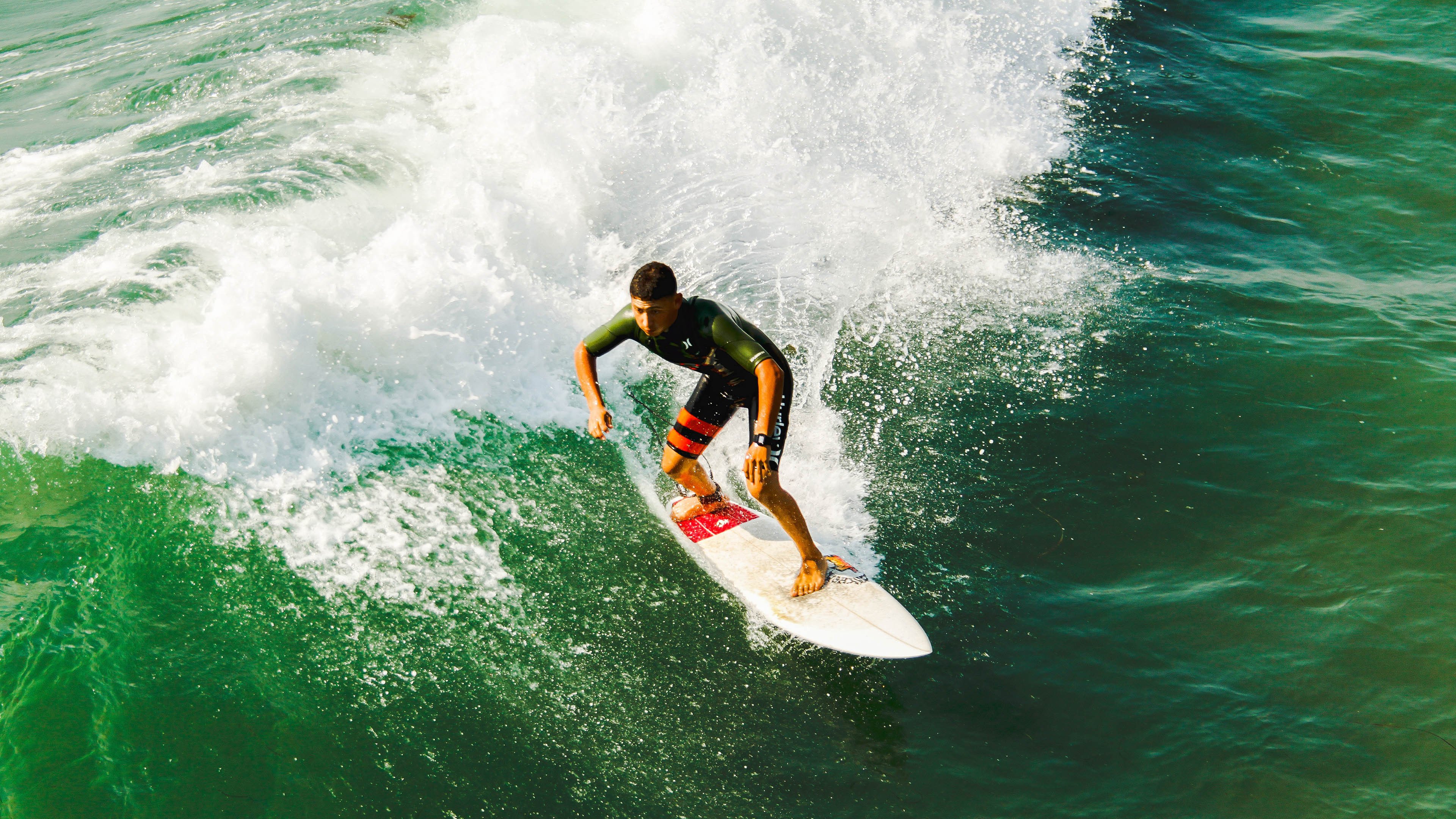 塞尔·拉恩：无论是在强攻还是反击中，他的速度总能成为比赛的转折点